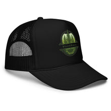 Load image into Gallery viewer, Trucker hat green
